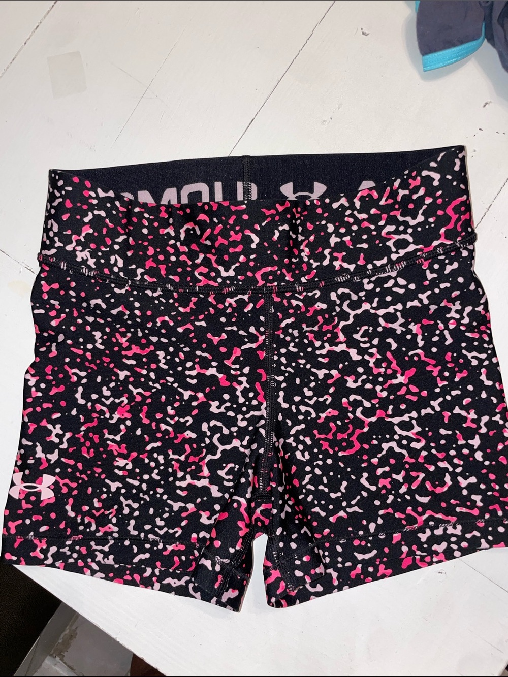 Under Armour Women’s Black Shorts with Pink Camo Print XS-S